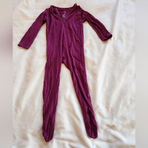 Kyte Baby zipper sleeper pajamas 12-18 months.
